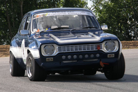 Jens Juel Jeppesen i hans hurtige Ford Escort.